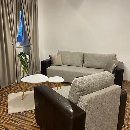 Talina Apartament Oradea Exterior foto